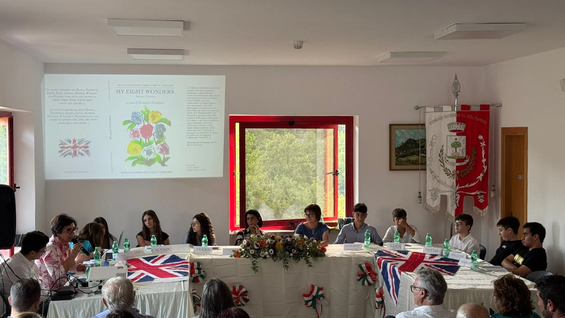 Cerro al Volturno: presentata l’opera editoriale “My Eight Wonders” realizzata da alunni e docenti della classe III della scuola superiore di primo grado locale.